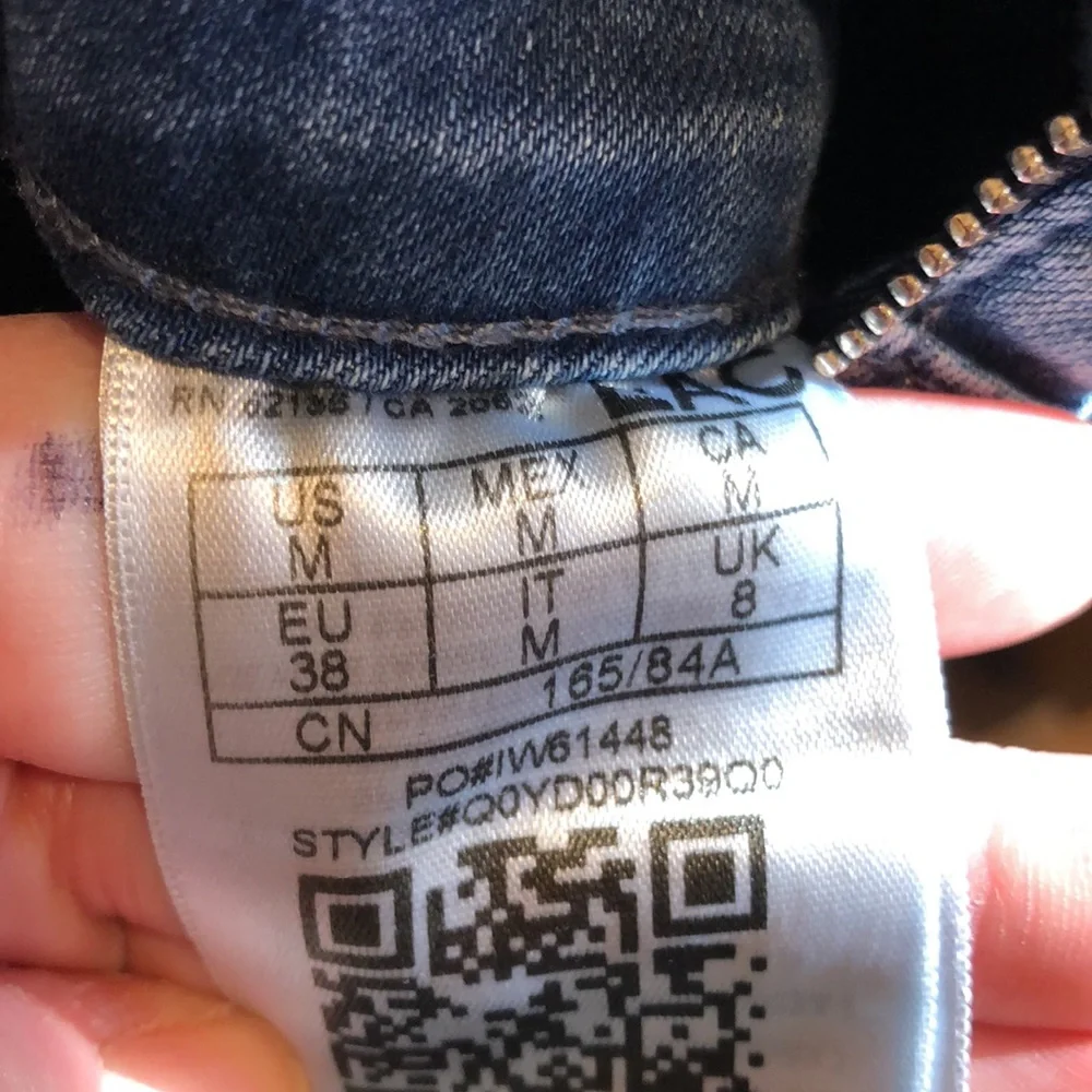 Guess Jean Jumper - Picture 7 of 11